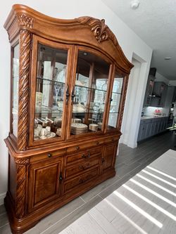 Haverty's "Grand Cayman" Caribbean Style China Cabinet with Carved Posts