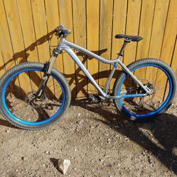 Mountain Bike 27.5+