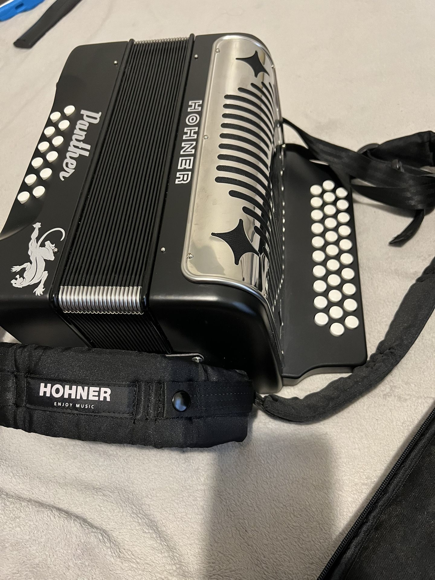 HOHNER Acordeón