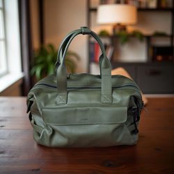 Calpak Hue Laptop Duffel bag Moss Green
