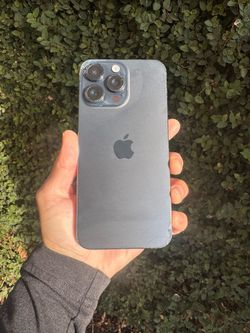 Apple iPhone 15 Pro Max 256GB Unlocked NO SIM RESTRICTIONS