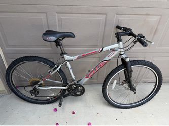 Fuji Sunfrire Mountain Bike