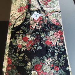 April Cornell  Christmas Merry Floral Roses Black Apron NEW