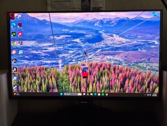 Samsung G50SF OLED monitor 27 Inch 1440P 180hz