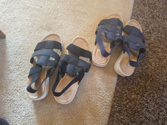 St John's Bay Women's Sandals 2 pairs size 9