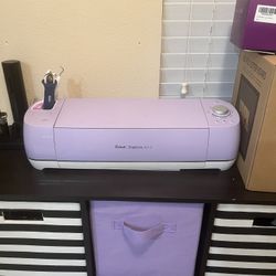 Cricut Explore Air 2 Cutting Machine – Lavender – Excellent Condition