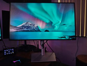 Dell UltraSharp U2723QE 4k UHD 27" Monitor - IPS Black - built in USB-C Hub