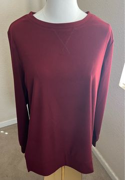 NEW WOMENS SWEATER