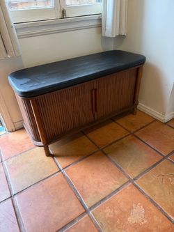 Wood Storage Bench with Cushioned Top