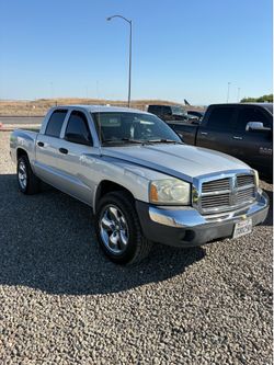 2005 Dodge Dakota