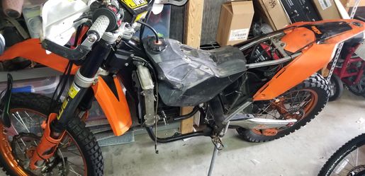 Parting out 2008 Ktm 450 exc -r street legal, will not sell the whole bike