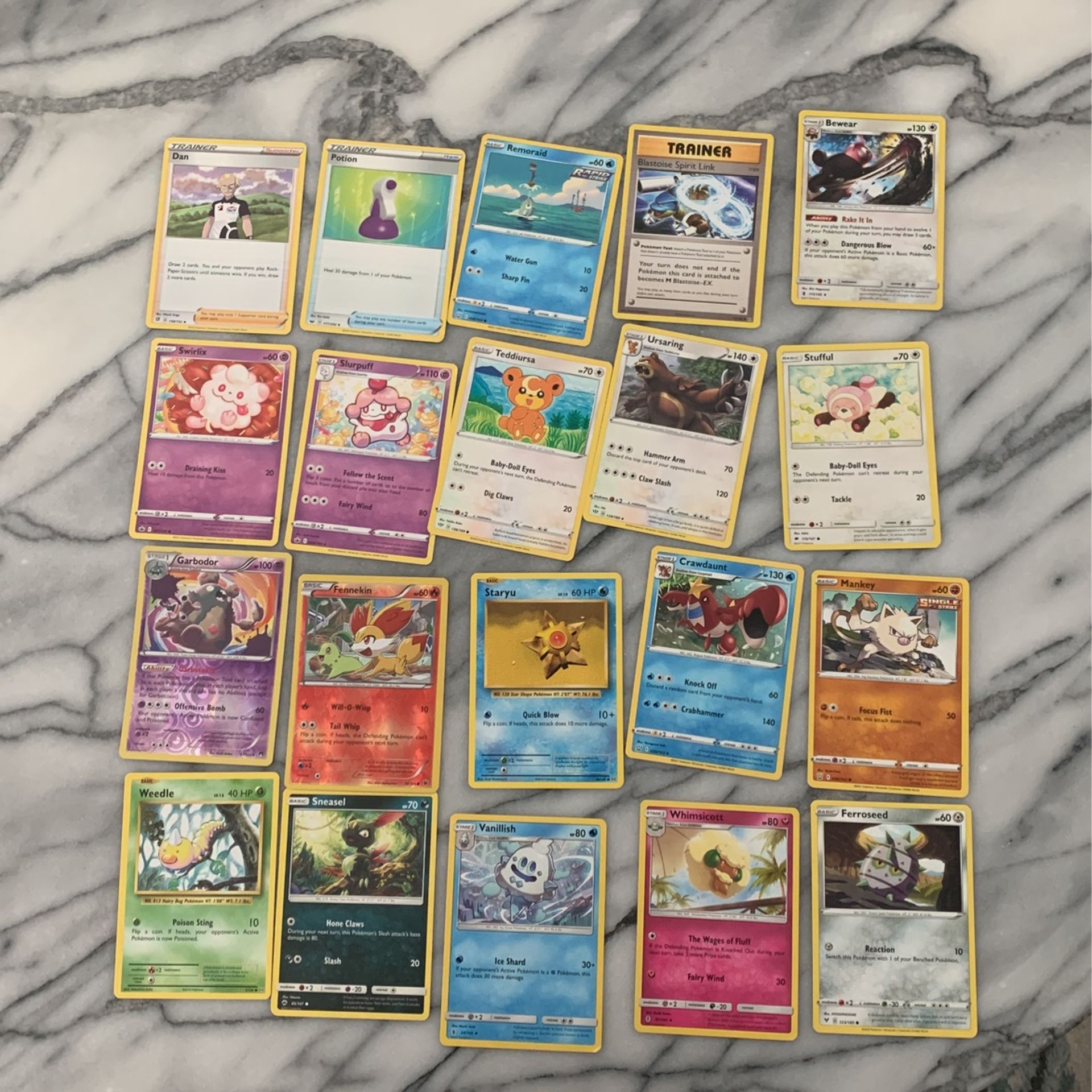 Pokemon Cards 20 Card Set
