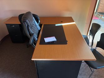 4 Desks, 6-ft L-Shaped