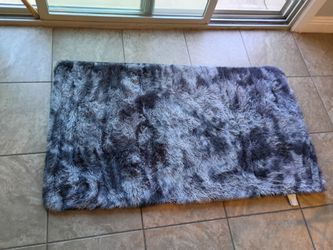 Shaggy Rug / Carpet