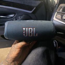 JBL Charge 5 Portable Bluetooth Speaker
