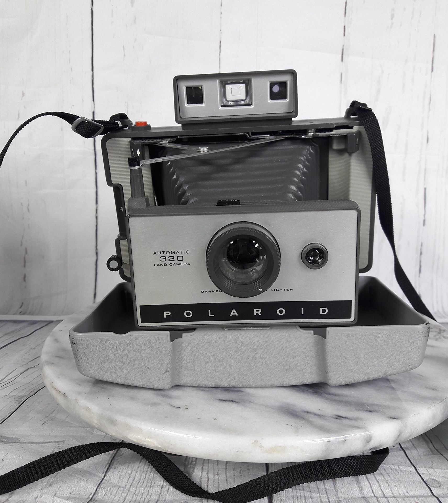 Polaroid 320 Instant Pack Film Land Camera