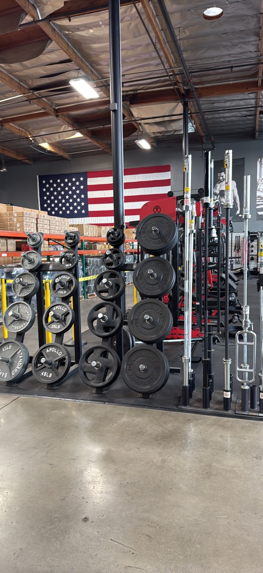 Olympic Plates – Bumper Plates – Bar – Rubber Flooring – Dumbbells – Home Gym – Squat Rack – Smith Machine – Leg Press