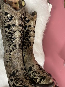 Botas Solo Una Puesta Del #8 1/2