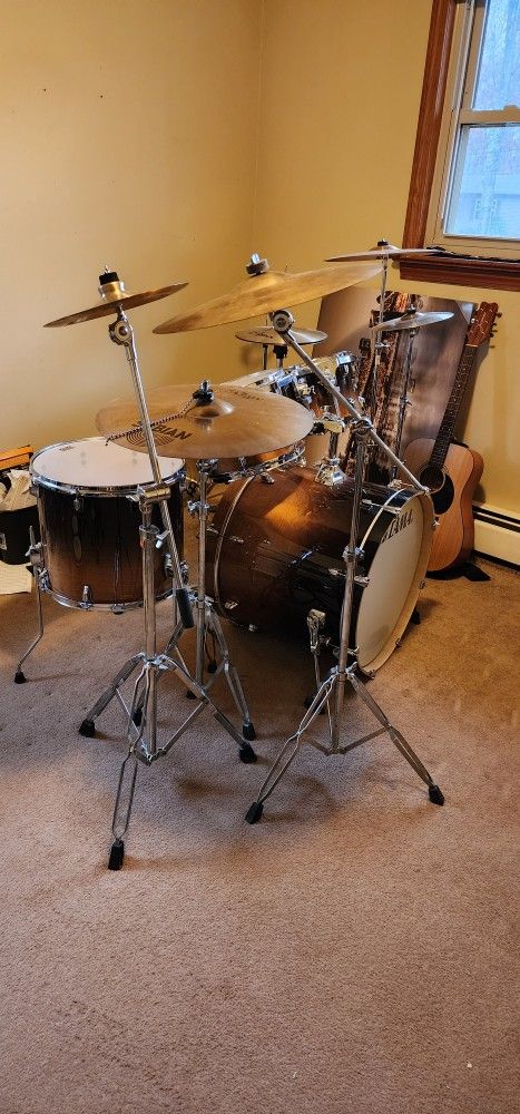 Tama Superstar Acoustic Drum Set
