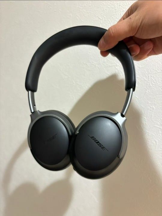99% New BOSE QuietComfort Ultra Noise-Canceling Headphones