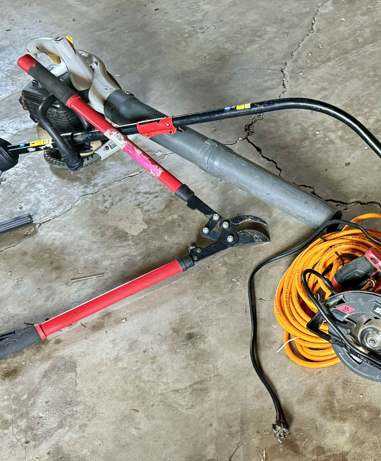 Leaf Blower