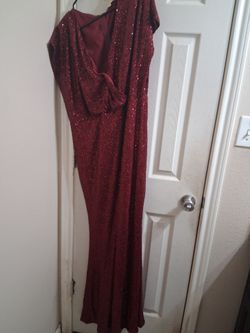 Formal sparkly dresses
