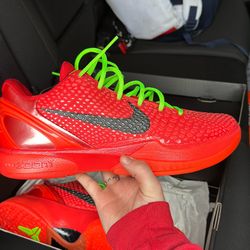 Kobe 6 Reverse Grinch