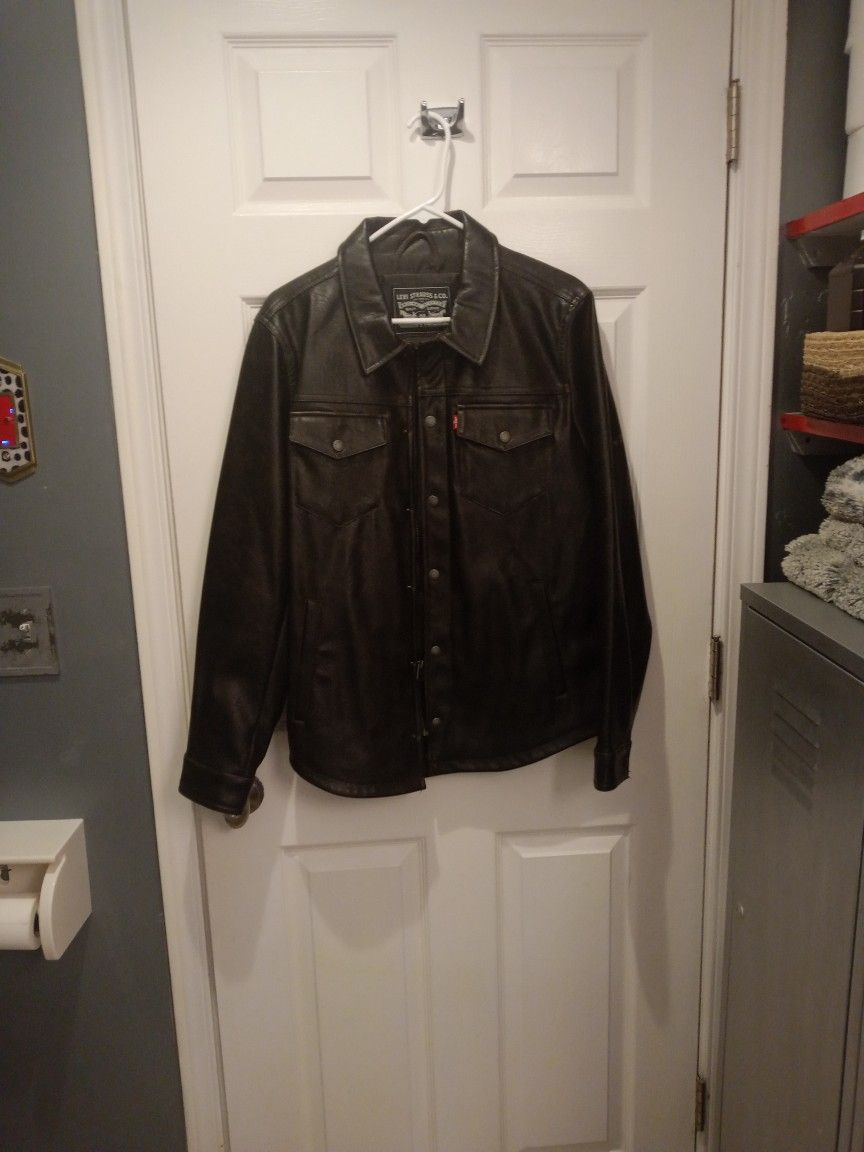 Men's S/M Levi's Brown Leather Coat