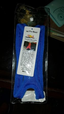 Brand new Choke Free Velpro Mesh Dog 🐕 Shoulder Harness Collar, Medium, 16", Blue