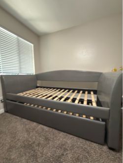 Sofa bed/ sofa cama