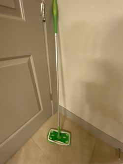 Swiffer Sweeper Mop, 10 X 4.8 Green Cloth Head, 46"