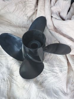 Prop 4 blade 18 pitch LH