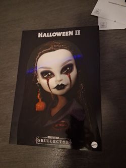 Monster High Skullector Halloween II Doll