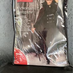 Halloween vampire costume