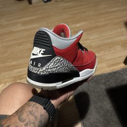 Jordan 3 SE Unite 