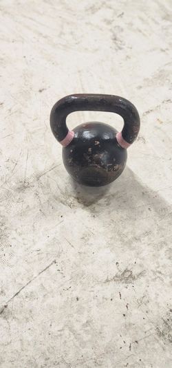 18 LB Rogue Kettlebell