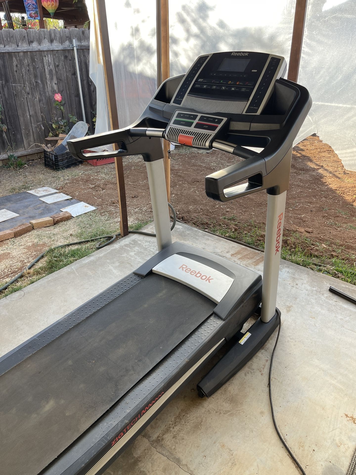 Reebok Zigtech 910 treadmill Negotiate