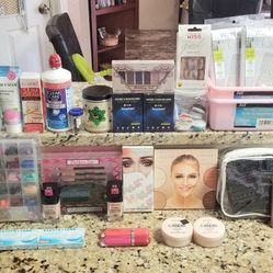 Beauty/Health Products & Makeup (NEW!) (3 pictures posted)