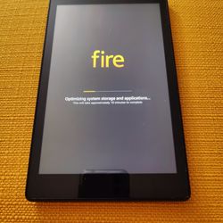 Amazon Kindle Fire 8-inch Tablet (Model SX034QT) - Excellent Condition Ebook E-reader 