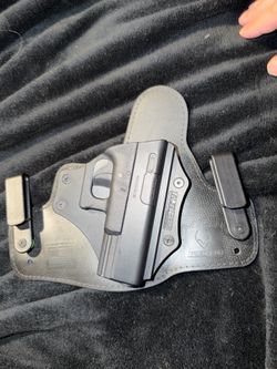 IWB Alien Gear Holster ( Glock)