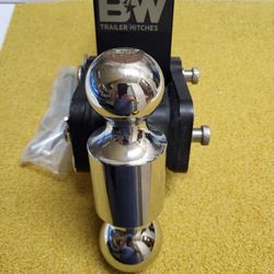  TRAILER HITCH