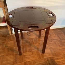 Beautiful Bombay Tray/table