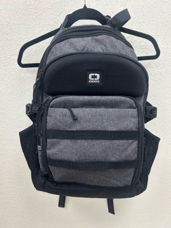 OGIO Prospect Backpack Dark Static 1