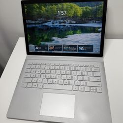 Laptop Microsoft Surface Book 3 i7  GTX 1650 4Gb