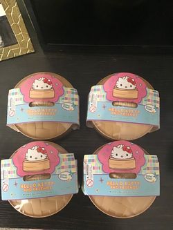 Rare authentic Hello Kitty and Friends Mystery Squishy Dumpling x4