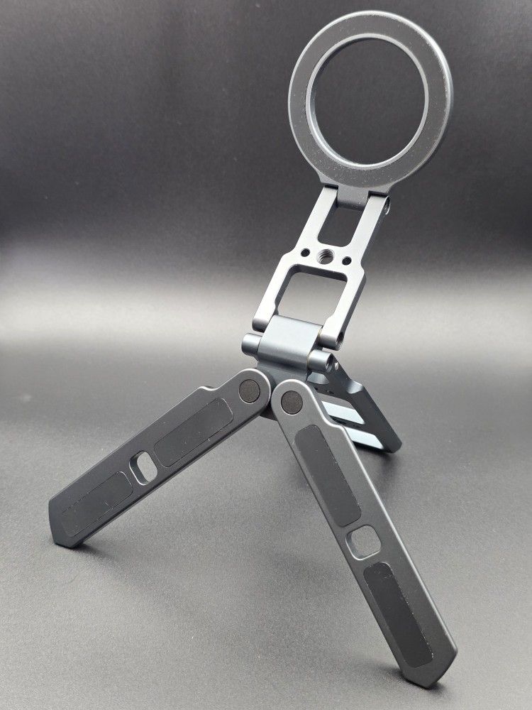 Magnetic Pocket Tripod Pro