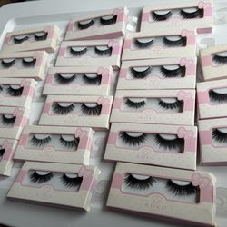 Eye lashes $2 each new