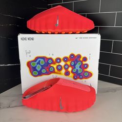 Ds Solar Red Nike Mind size 6W $180