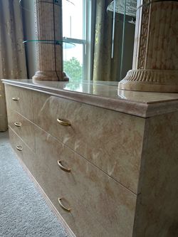 Italian queen bedroom set
