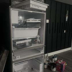 Samsung Refrigerator Need Go 200$